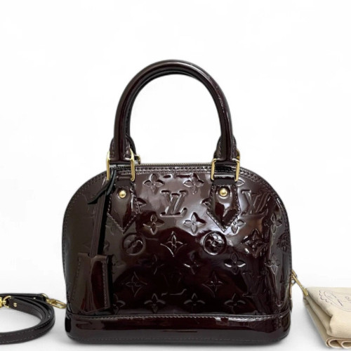 Louis Vuitton Alma BB Vernis Amarante