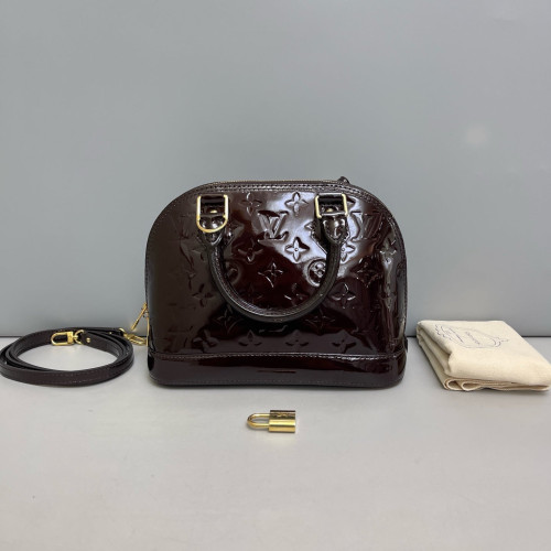 Louis Vuitton Alma BB Vernis Amarante