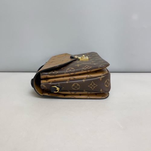 Louis Vuitton Pochette Metis Reverse Monogram Brown Louis Vuitton Pochette Metis Reverse Monogram Brown
