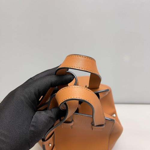 Loewe Small Hammock Cuir Tan