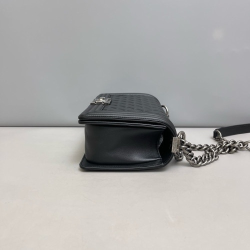 Chanel Quilted Medium Boy Flap Calfskin Black