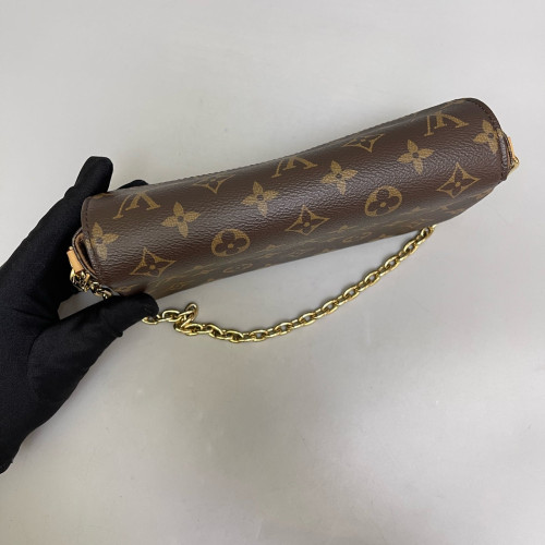 Louis Vuitton Ivy Wallet On Chain Monogram Brown
