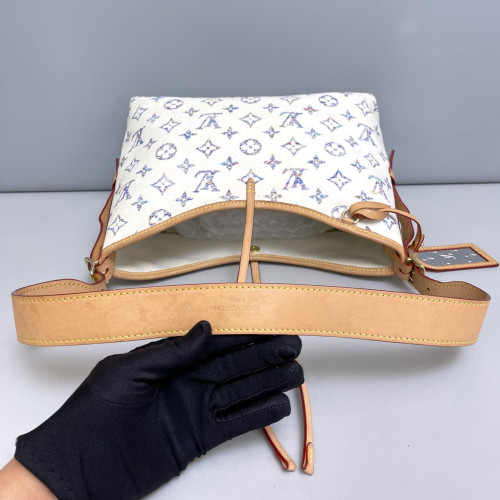 Louis Vuitton Carryall PM Monogram Idylle White Blue Louis Vuitton Carryall PM Monogram Idylle White Blue