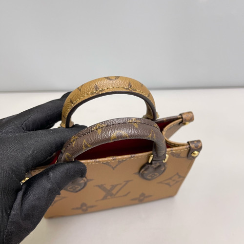 Louis Vuitton Onthego BB Reverse Monogram Giant Brown Louis Vuitton Onthego BB Reverse Monogram Giant Brown