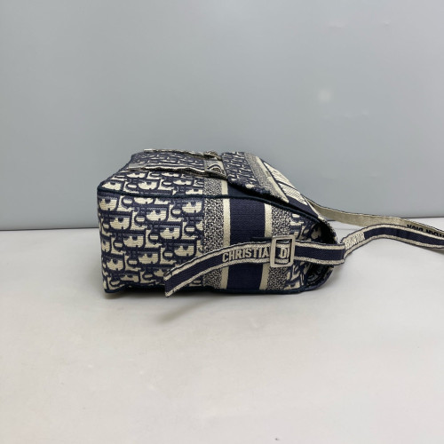Dior Medium Diorcamp Messenger Oblique Navy Beige Black