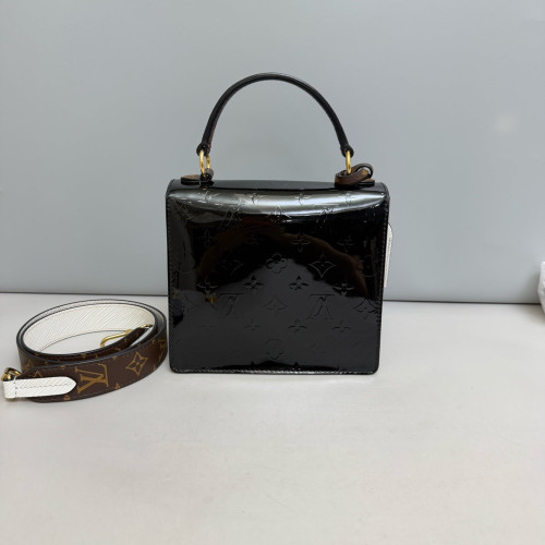 Louis Vuitton Spring Street Vernis Black White