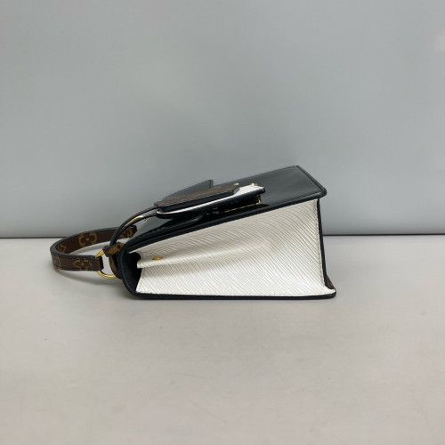 Louis Vuitton Spring Street Vernis Black White