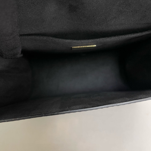 Louis Vuitton Spring Street Vernis Black White