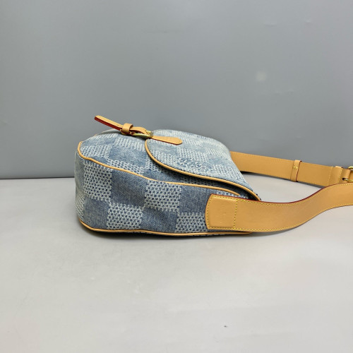 Louis Vuitton Montsouris Messenger Bag MM Denim Blue