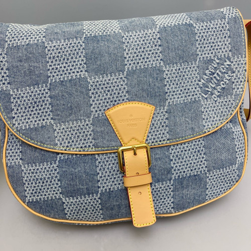 Louis Vuitton Montsouris Messenger Bag MM Denim Blue