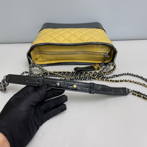 Chanel Quilted New Medium Gabrielle Hobo Calfskin Zafferano Black