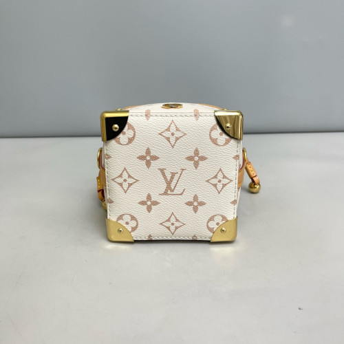 Louis Vuitton Noe Purse Monogram Beige Sahara