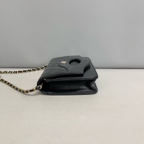 Chanel Quilted 31 Wallet On Chain Calfskin Black