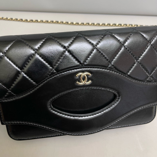 Chanel Quilted 31 Wallet On Chain Calfskin Black