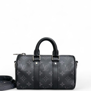 Louis Vuitton Keepall Bandouliere 25 Reverse Monogram Black