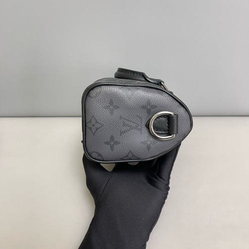 Louis Vuitton Keepall Bandouliere 25 Reverse Monogram Black