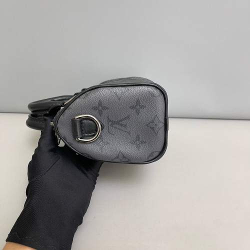Louis Vuitton Keepall Bandouliere 25 Reverse Monogram Black