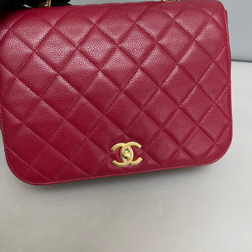 Chanel Quilted Messenger Grained Calfskin Red