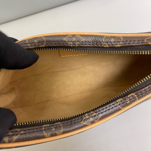 Louis Vuitton Loop Monogram Brown