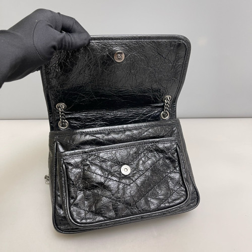 Yves Saint Laurent Baby Niki Messenger Pull Up Leather Black