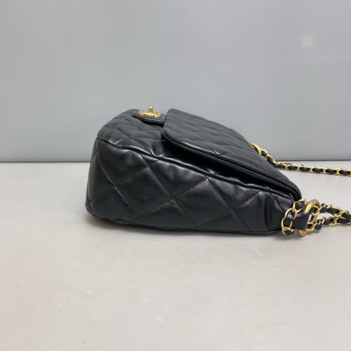 Chanel Quilted Maxi Single Flap Calfskin Black