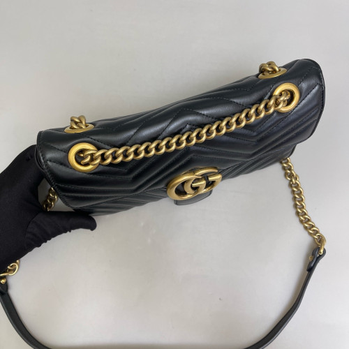 Gucci Matelasse Medium GG Marmont Calfskin Black Gucci Matelasse Medium GG Marmont Calfskin Black