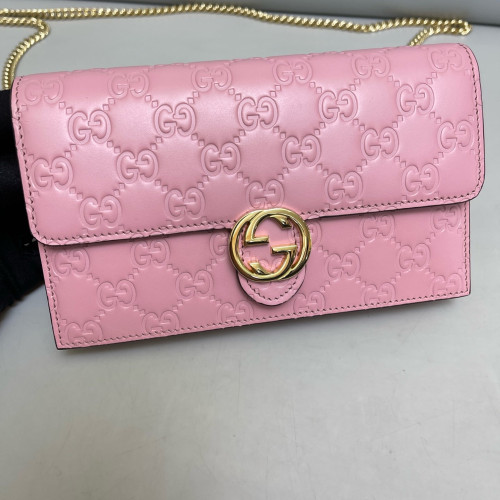Gucci Interlocking G Chain Wallet Guccissima Pink