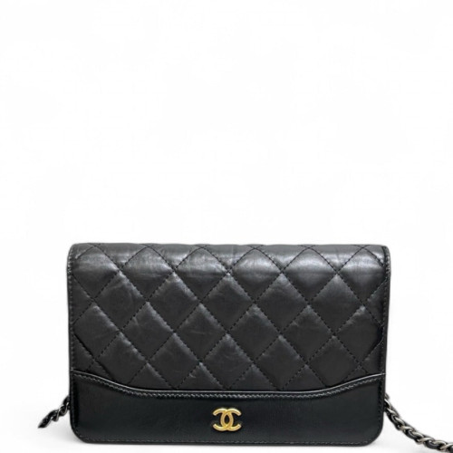 Chanel Quilted Wallet On Chain Pull Up Leather Black