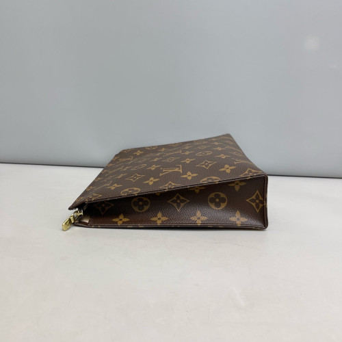 Louis Vuitton Toiletry Pouch 26 Monogram Brown
