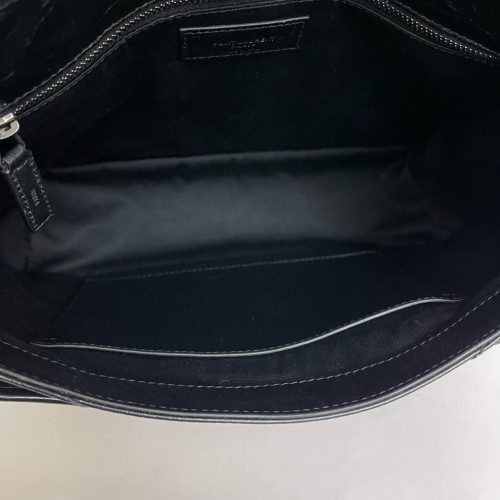 Yves Saint Laurent Medium Niki Messenger Pull Up Leather Black Yves Saint Laurent Medium Niki Messenger Pull Up Leather Black