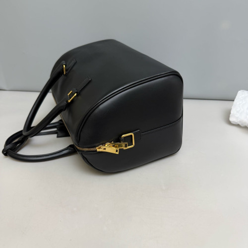 Yves Saint Laurent Boston Bag Calfskin Black