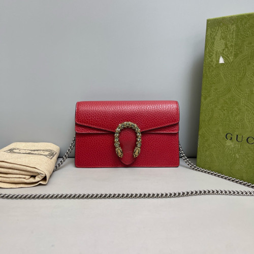 Gucci Super Mini Dionysus Grained Calfskin Red