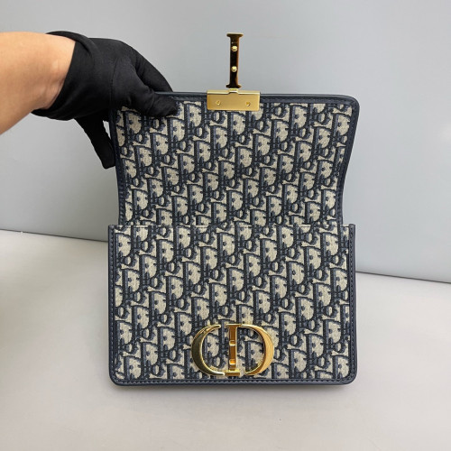 Dior 30 Montaigne Flap Bag Oblique Beige Navy Black