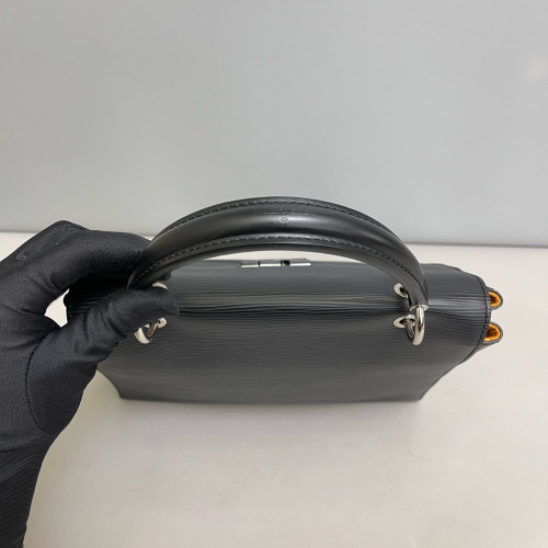 Louis Vuitton Grenelle PM Epi Black