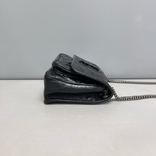 Yves Saint Laurent Baby Niki Messenger Pull Up Leather Black