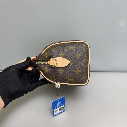 Louis Vuitton Speedy 20 Monogram Brown