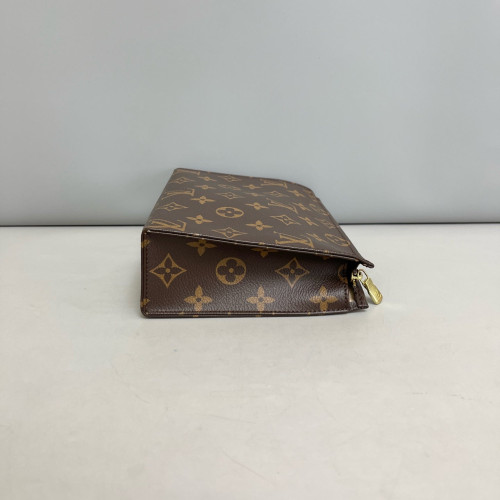 Louis Vuitton Toiletry Pouch 19 Monogram Brown