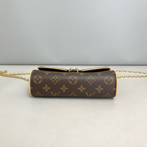 Louis Vuitton Pochette Camille Monogram Brown