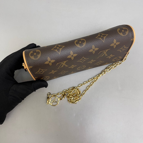 Louis Vuitton Pochette Camille Monogram Brown