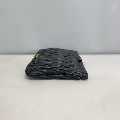 Miu Miu Clutch Crumpled Lambskin Black