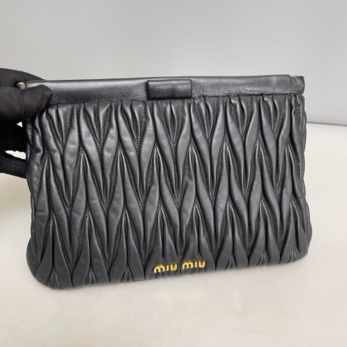 Miu Miu Clutch Crumpled Lambskin Black