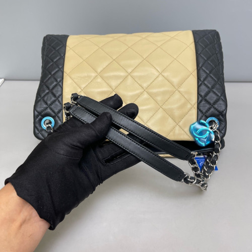Chanel Quilted Shopping Tote Lambskin Beige Black