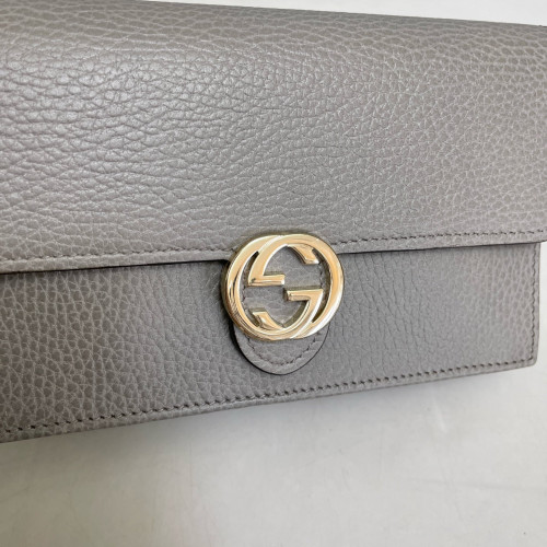 Gucci Interlocking G Chain Wallet Grained Calfskin Grey