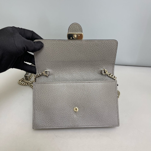 Gucci Interlocking G Chain Wallet Grained Calfskin Grey