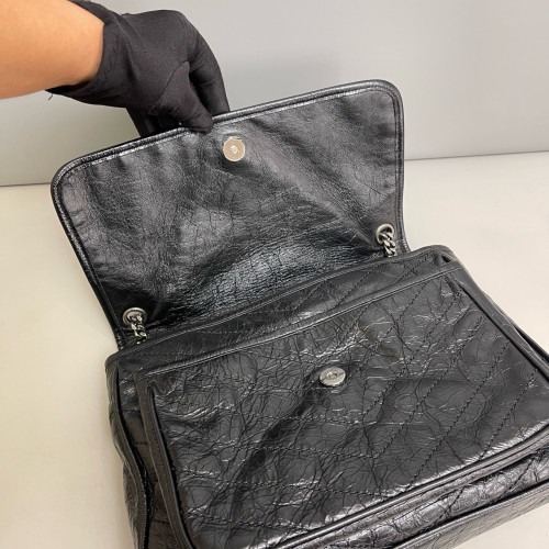 Yves Saint Laurent Large Niki Messenger Pull Up Leather Black