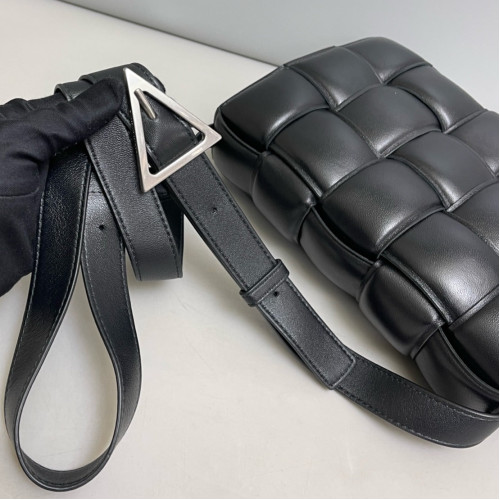 Bottega Veneta Small Padded Cassette Crossbody Bag Calfskin Intrecciato Black Bottega Veneta Small Padded Cassette Crossbody Bag Calfskin Intrecciato Black