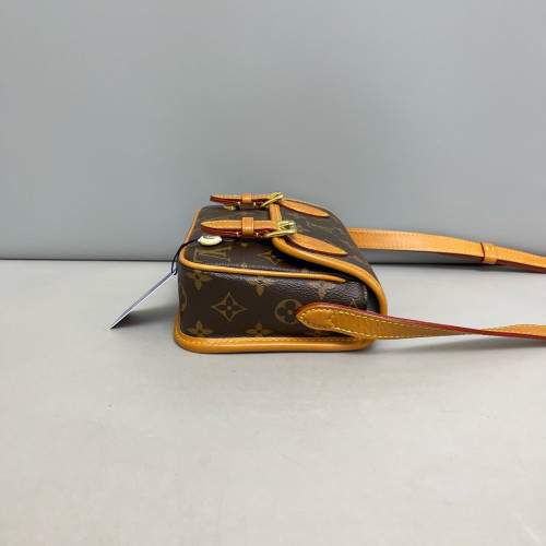 Louis Vuitton Messenger Monogram Brown