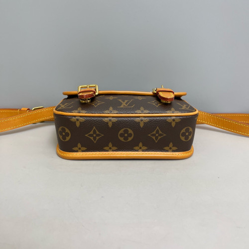 Louis Vuitton Messenger Monogram Brown