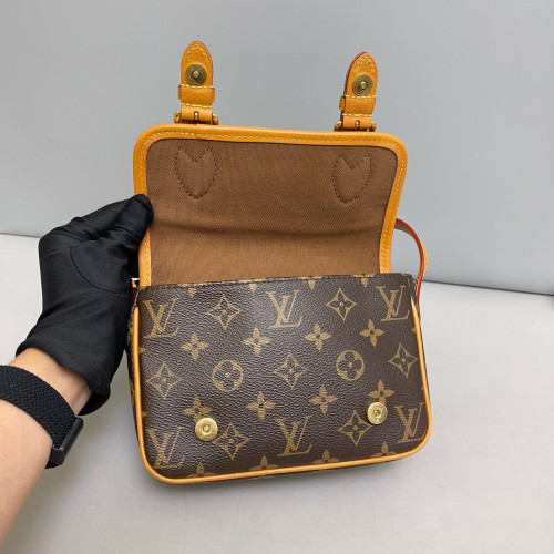 Louis Vuitton Messenger Monogram Brown