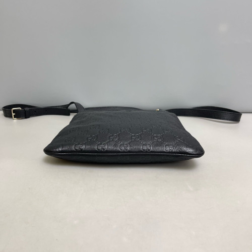 Gucci Flat Messenger Guccissima Black